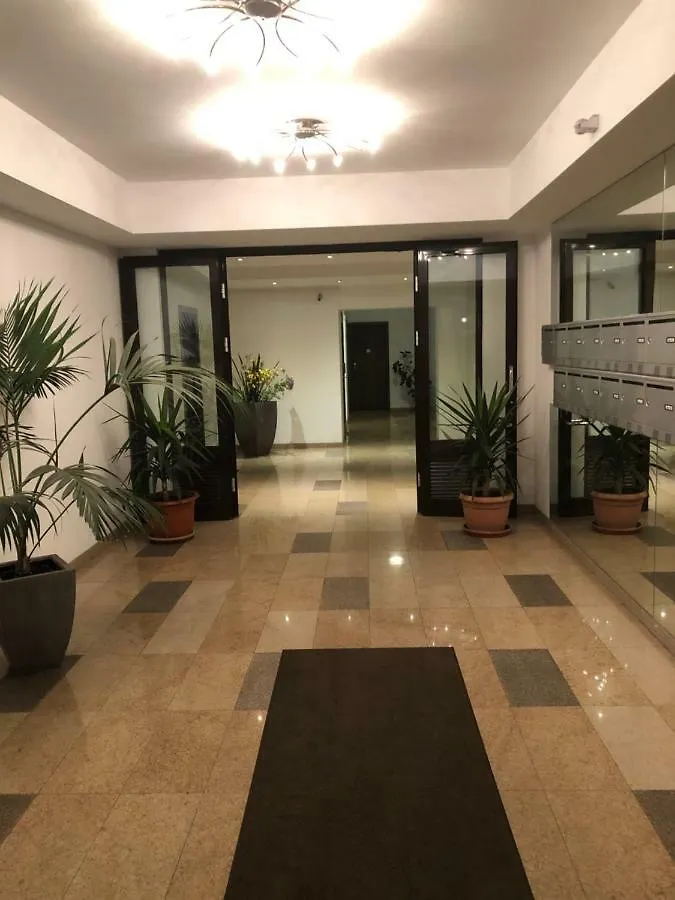 Herastrau Park Deluxe Apartment French Town Bükreş Romanya
