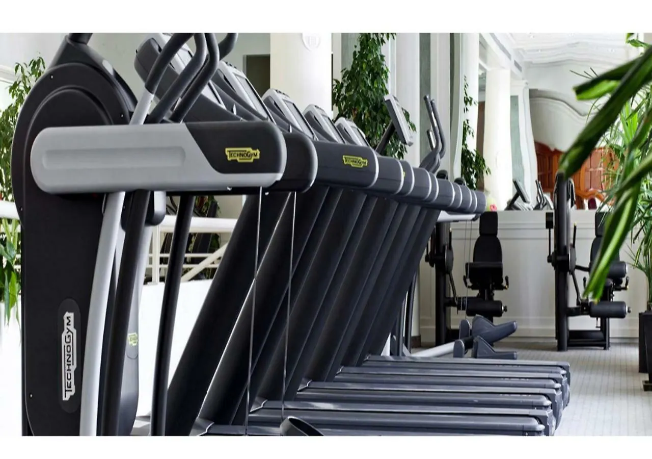 בוקרשט Herastrau Park Deluxe Apartment French Town רומניה