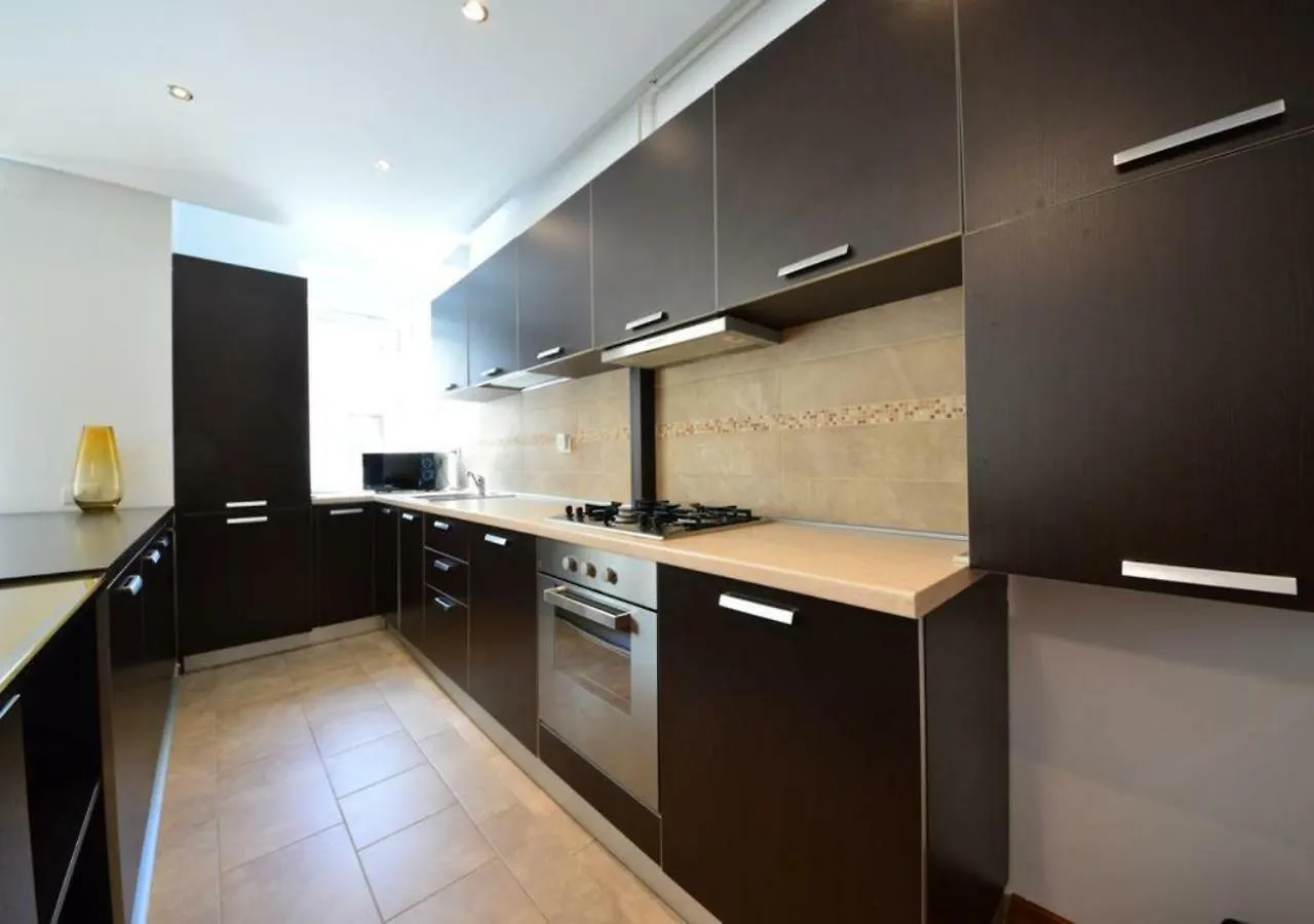 Herastrau Park Deluxe Apartment French Town Βουκουρέστι 0*,