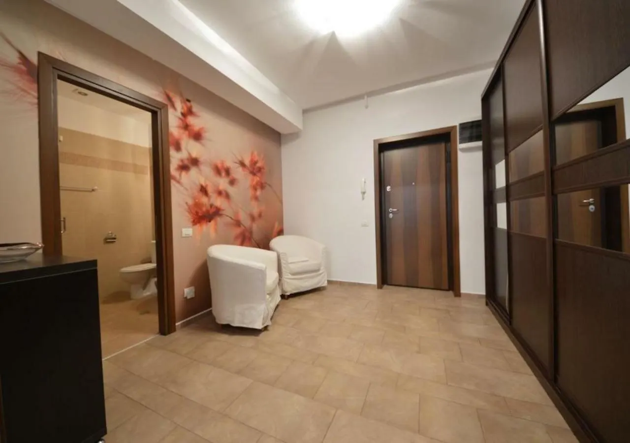 Herastrau Park Deluxe Apartment French Town Βουκουρέστι