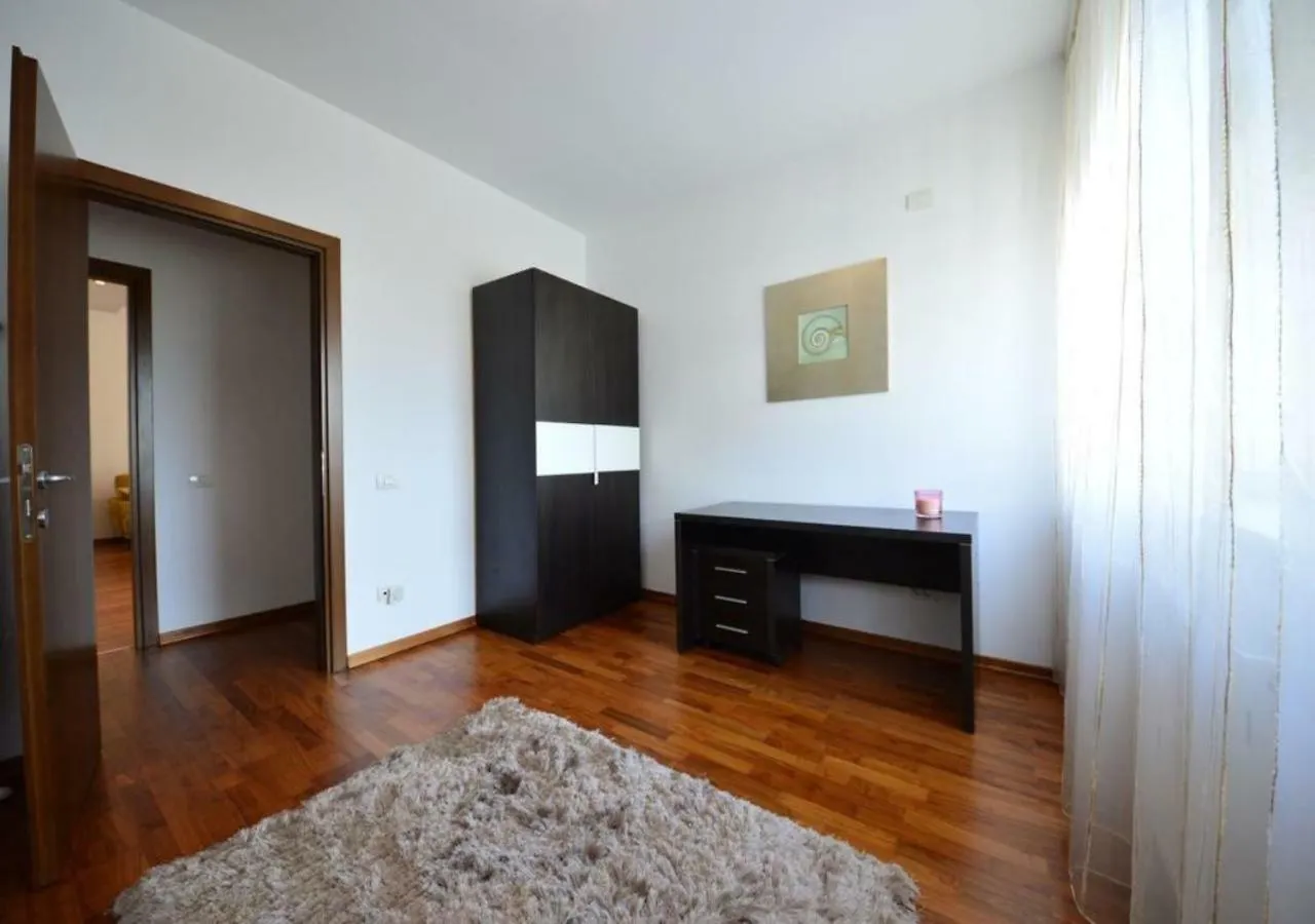 Herastrau Park Deluxe Apartment French Town Βουκουρέστι Ρουμανία